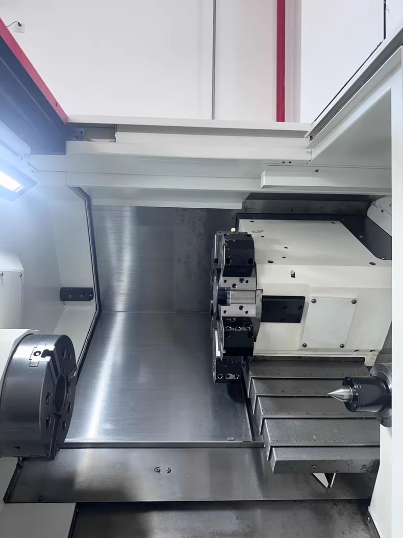 Mazak QUICK TURN 300L/250L CNC Turning Center