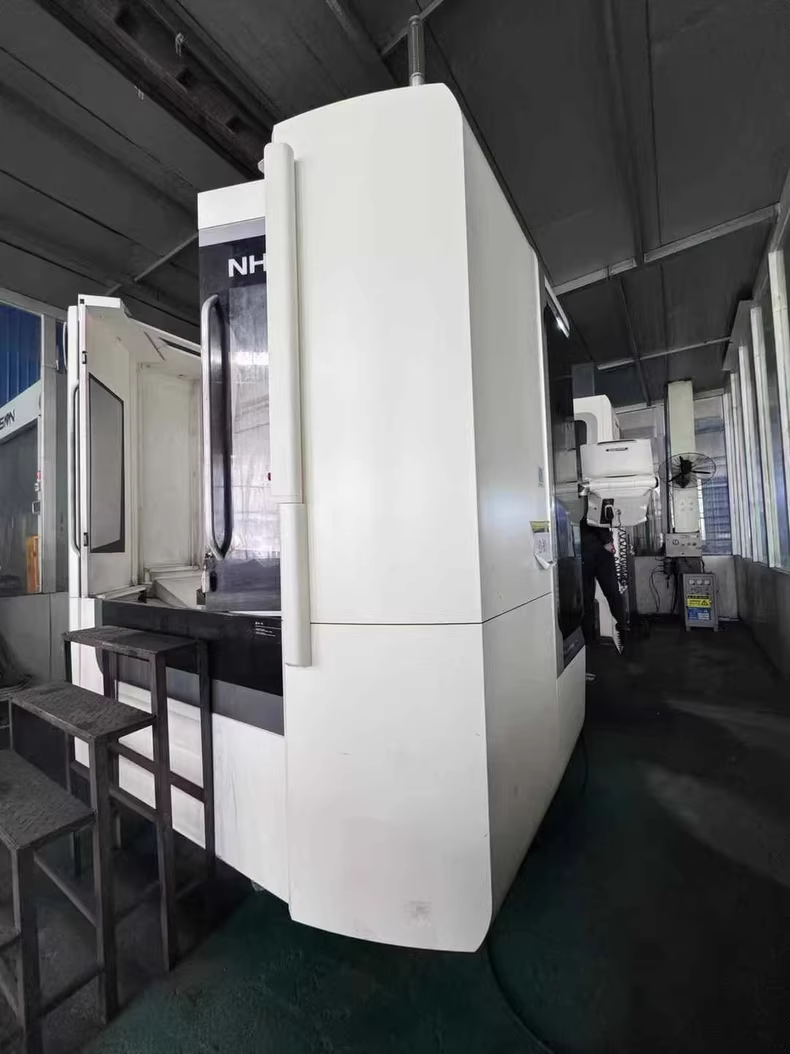 DMG MORI NHX8000 Twin-Pallet Horizontal Machining Center